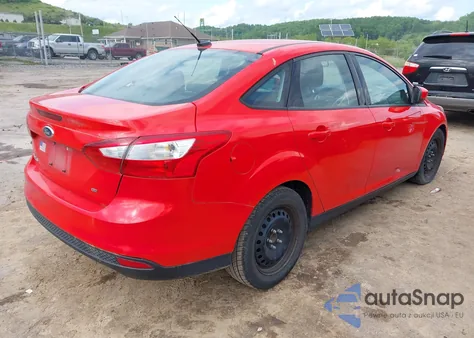 2012 Ford Focus Se из США, поврежденный, VIN 1FAHP3F24CL106632